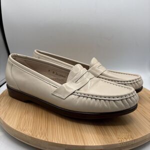 SAS TriPad Comfort Leather Penny Loafers Ivory Bone Slip On Shoes Women’s 9M